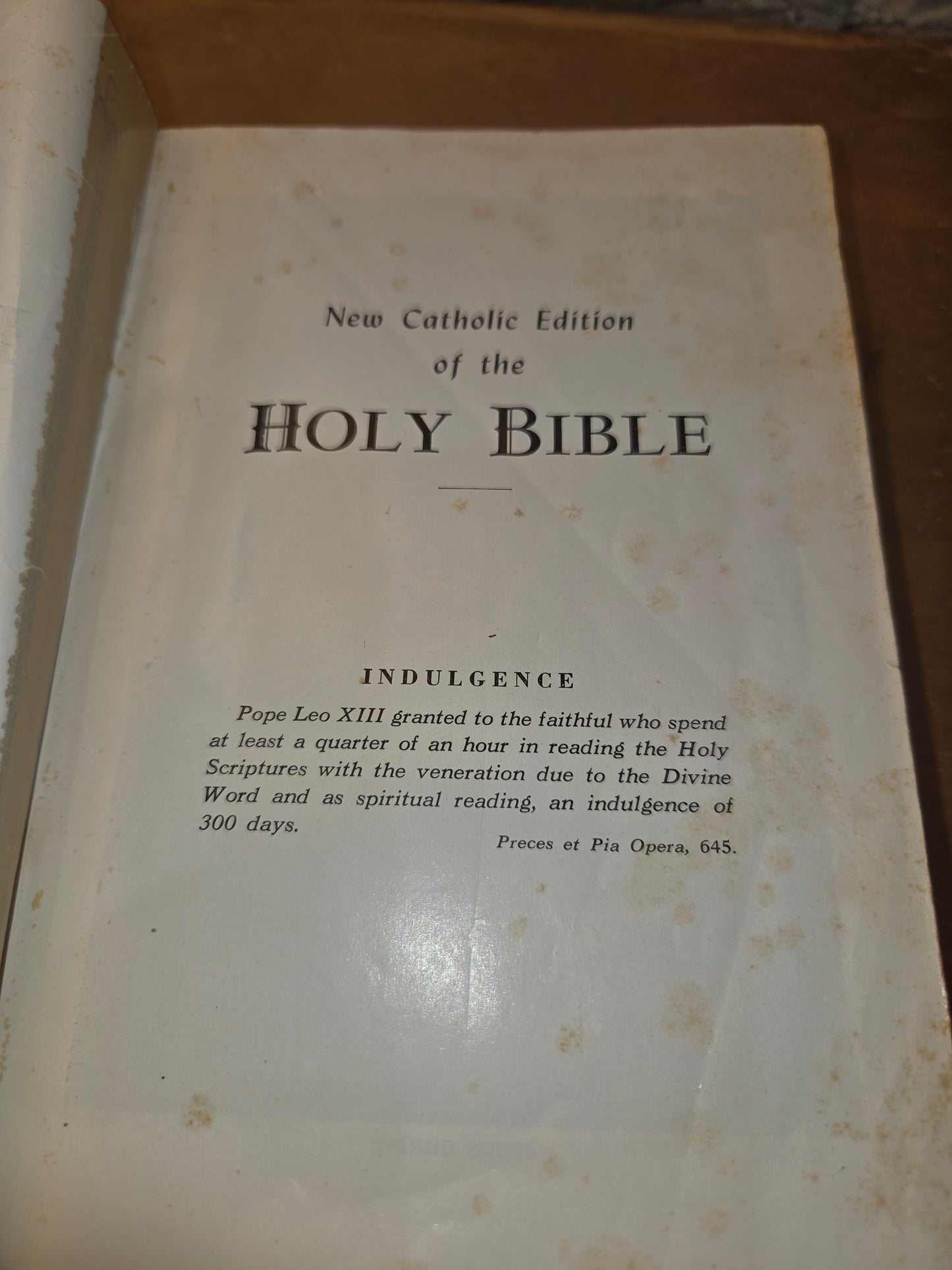 Vintage Hardcover Holy Bible New Catholic Edition 1954 vb83