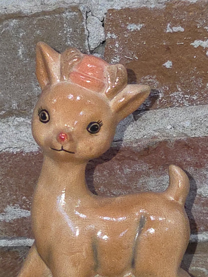 Vintage Ceramic Deer Holly Berries Christmas Handpainted dr4