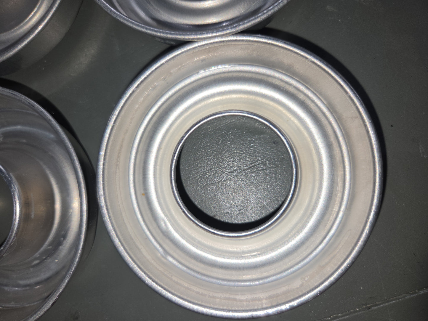 Vintage Aluminum Mini Round Ring Molds Cake, Jello, Desserts Set of 6 AS IS 3.5” bt8