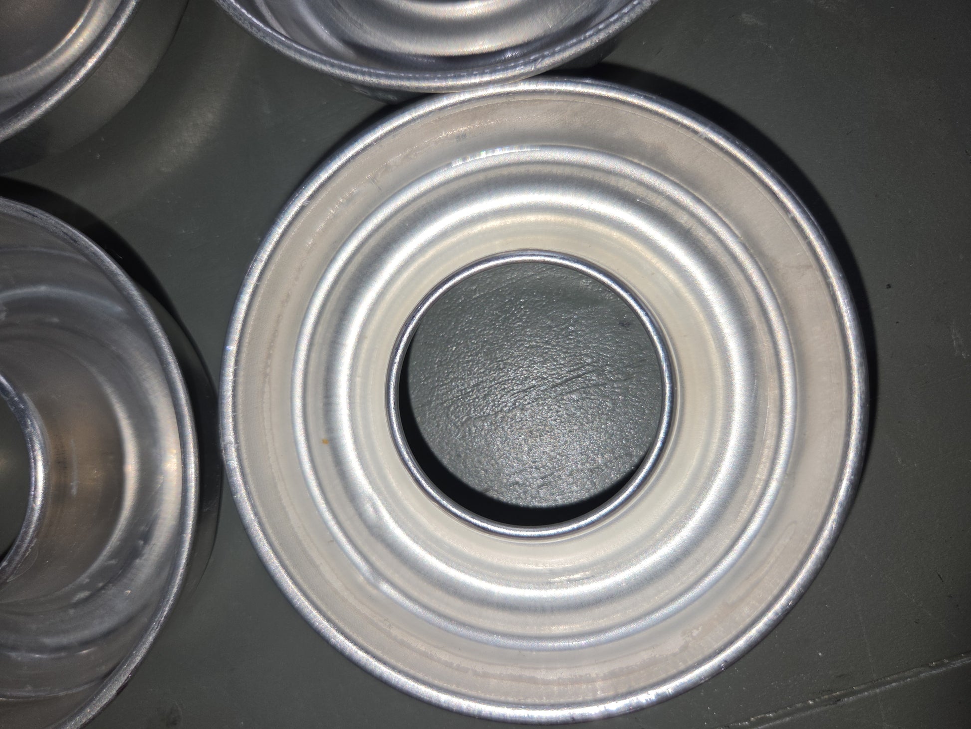Vintage Aluminum Mini Round Ring Molds Cake, Jello, Desserts Set of 6 AS IS 3.5” bt8