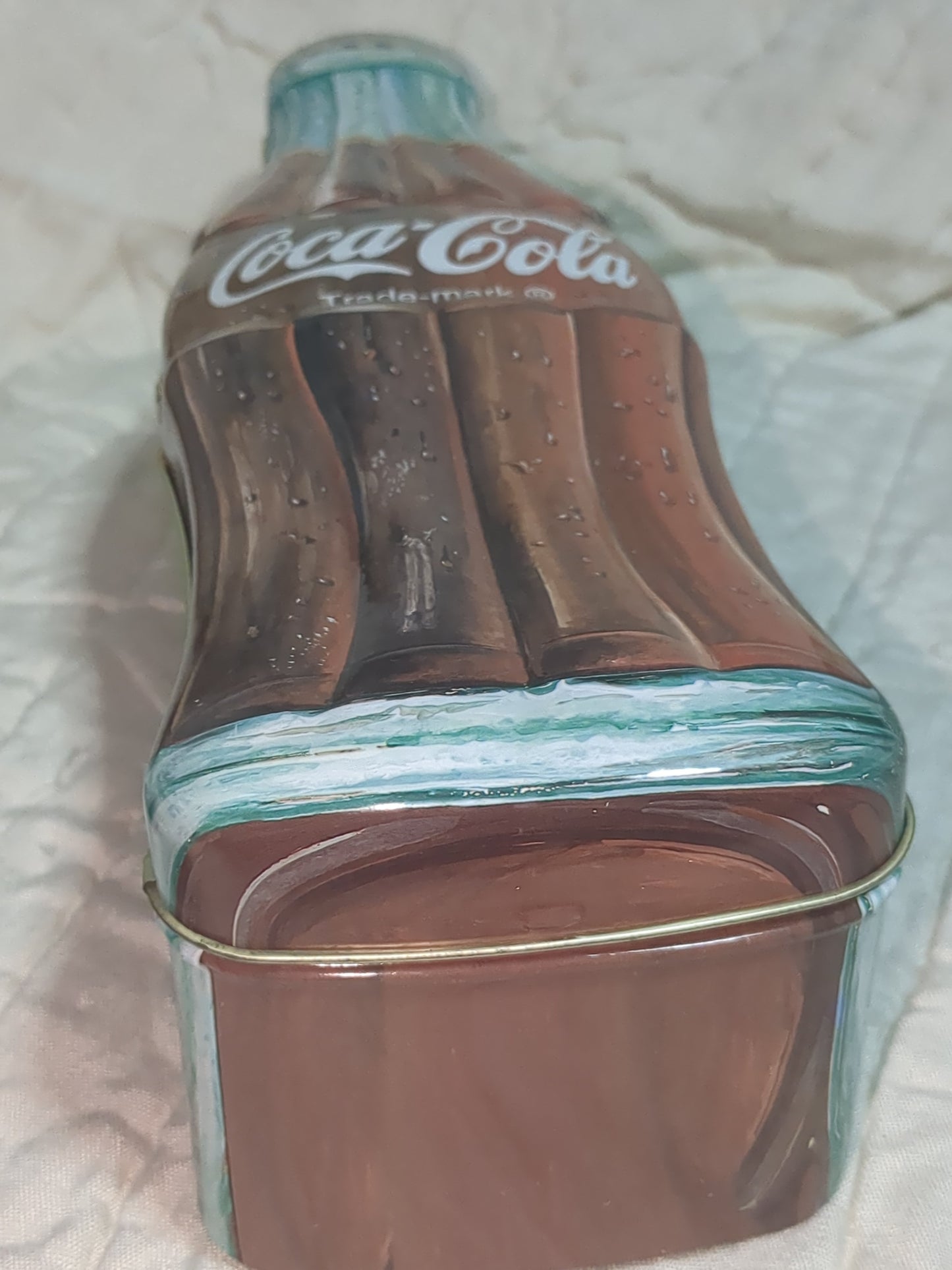 Vintage 1997 Coca-Cola Coke Bottle Hinged Lid Vintage Collectible Tin Golden Harvest 13" cct8