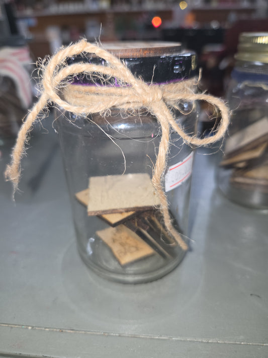Family Fun Jar Pick an Activity with Twine Bow ffj7