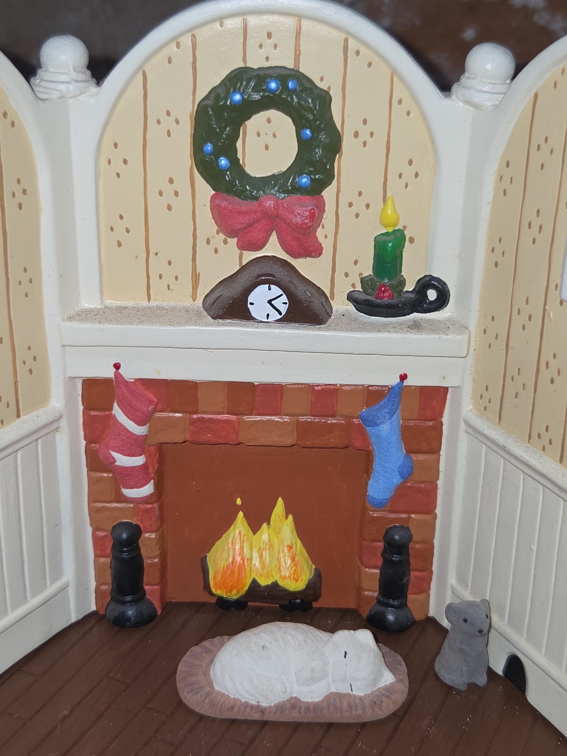 Vintage Ceramic Christmas Eve Elves Decorating Tree Santa Sleeping made from Scioto Molds 1983 AS IS No Music Box