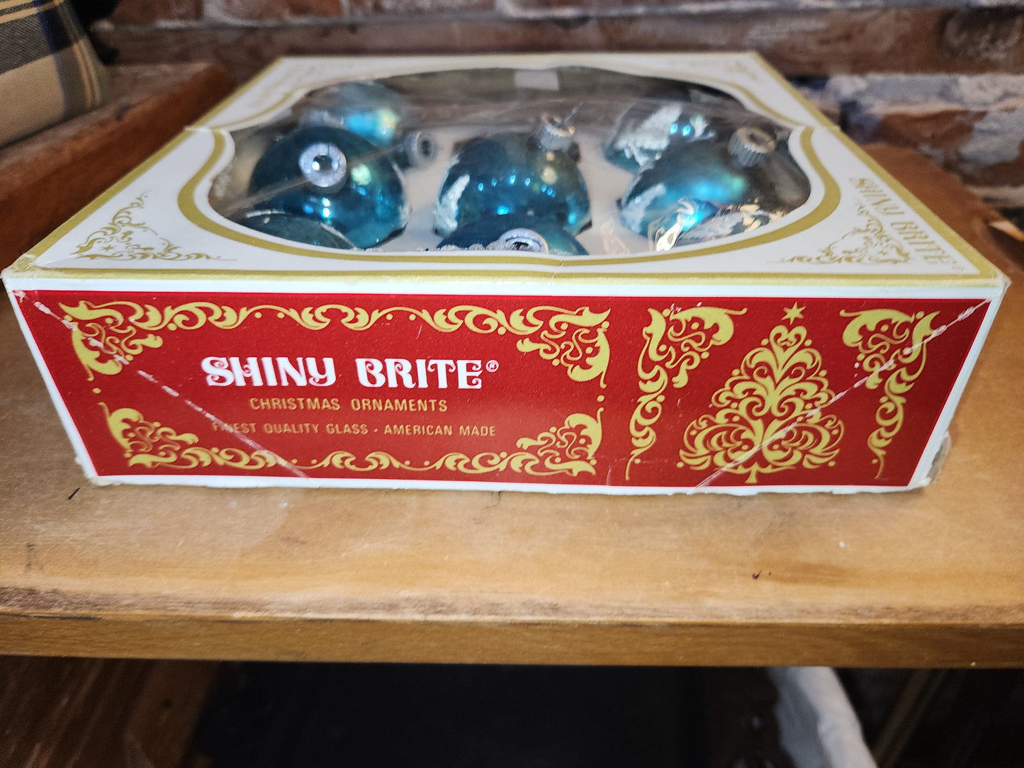 Vintage Shiny Brite 2" Turqoise Ornaments with Venetian dew and Box. Incomplete set. 8 Ornaments AS IS bo86
