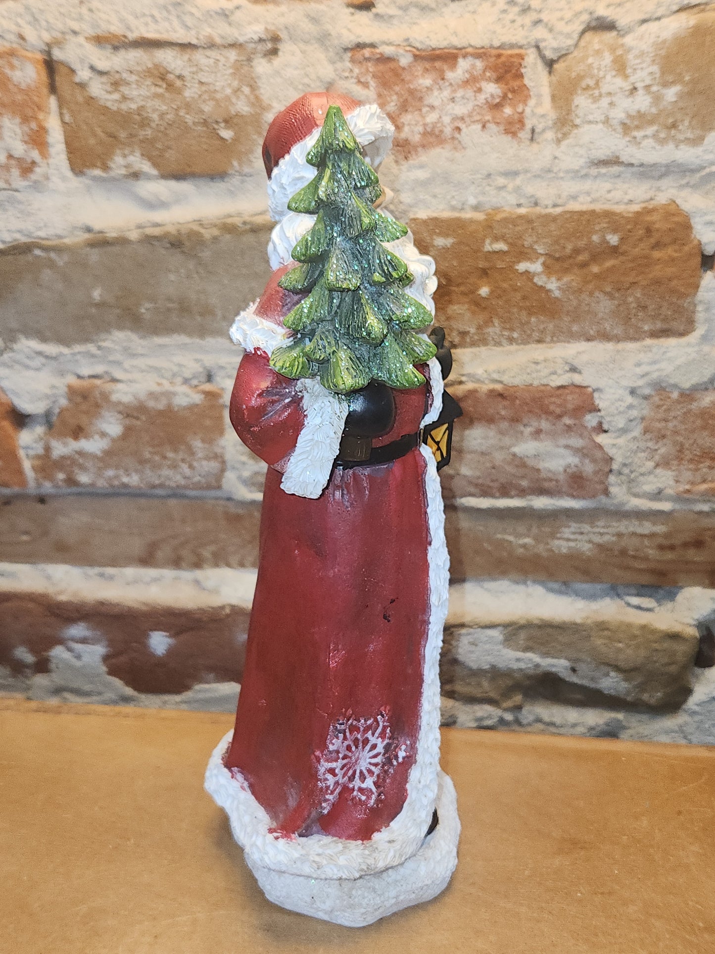 Santa Figurine Red Coat Lantern Tree sf12