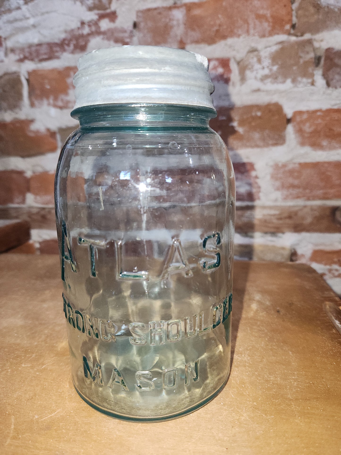 Vintage Atlas Strong Shoulder Cornflower Aqua Blue Quart Jar and Atlas Lid jar90