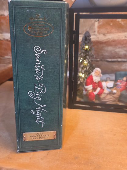 Assemblage in Lantern with Lighted Tree and Hallmark Ornament Set Santa's Big Night 2002 Membership Ornaments Set of 4 as7