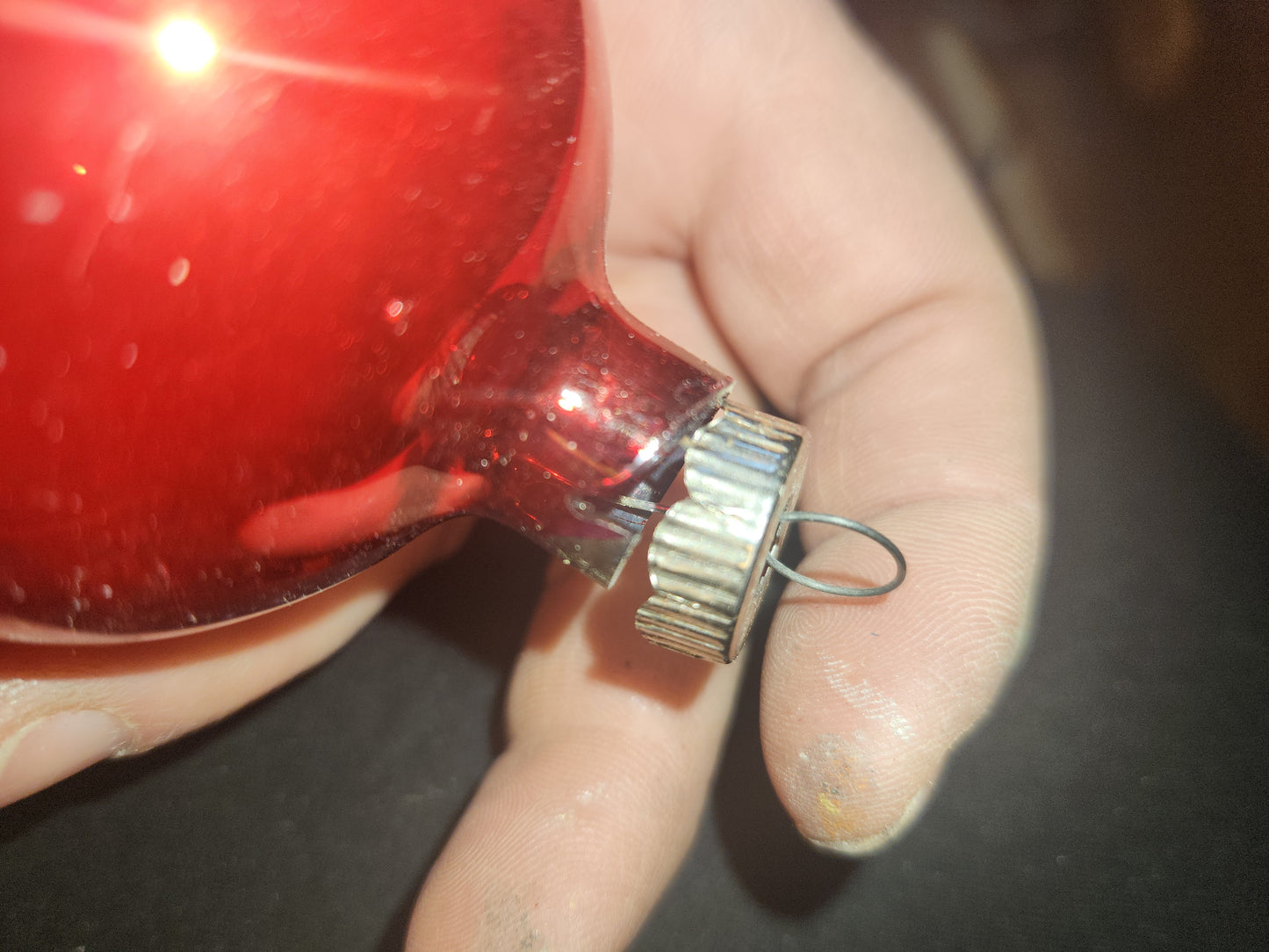 Vintage Shiny Brite 2 1/2" Red Ornaments in Box. Incomplete set. AS IS bo81