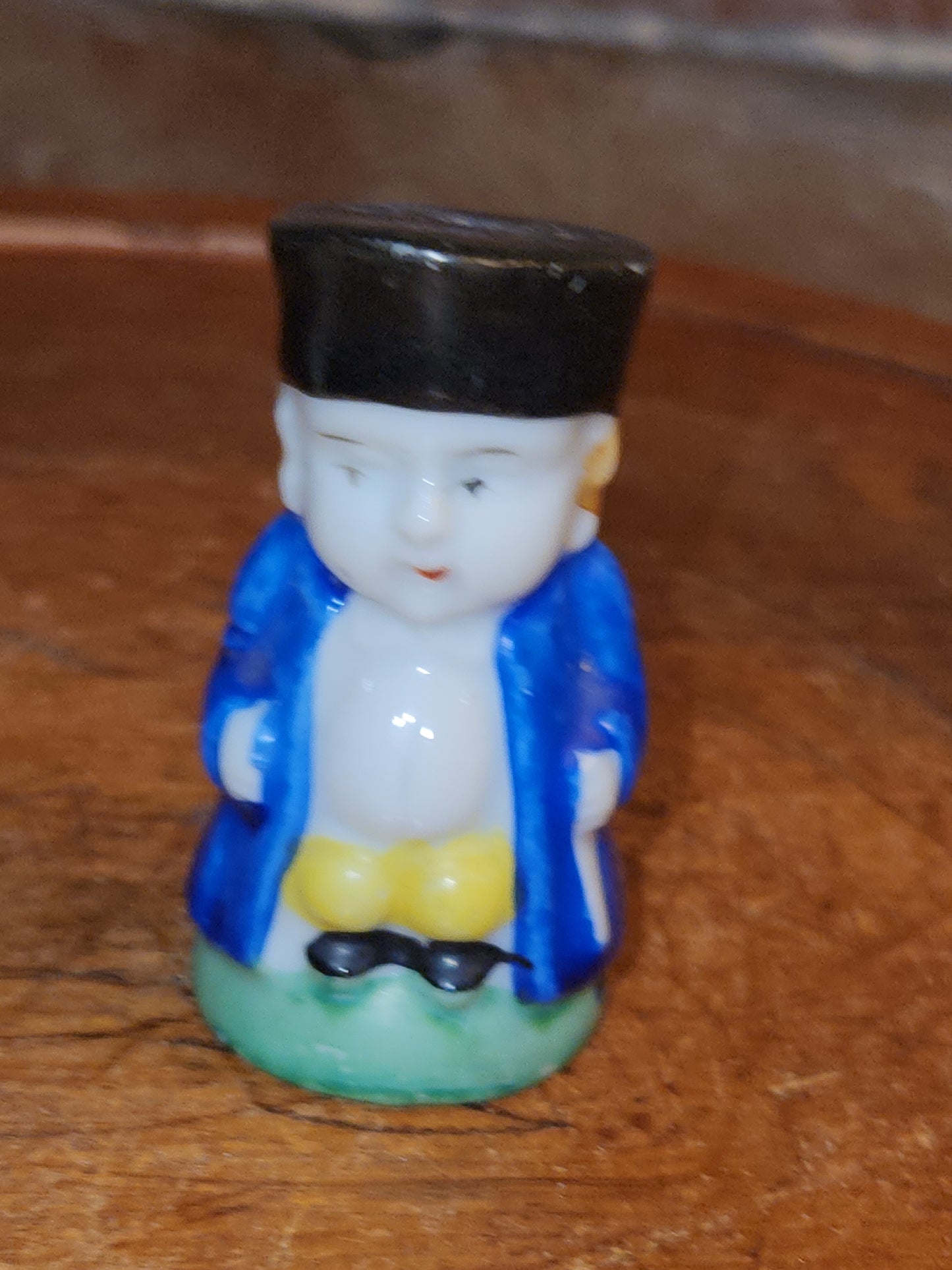 Vintage Colonial Man Salt OR Pepper Shaker Set made in Japan ONLY THE MAN JUST ONE NOT A SET