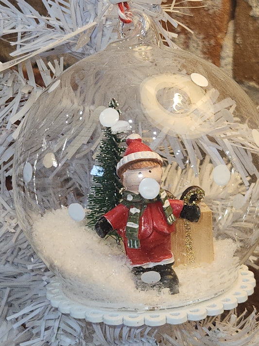 Glass Snowglobe Ornament Boy Snow Gift Tree snow st3