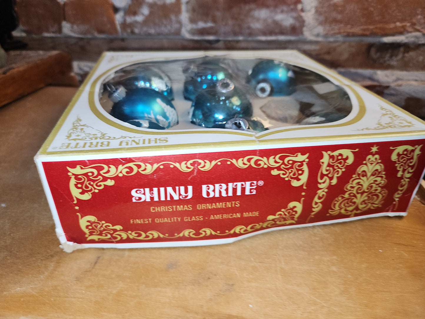 Vintage Shiny Brite 2" Turqoise Ornaments with Venetian dew and Box. Incomplete set. 8 Ornaments AS IS bo86