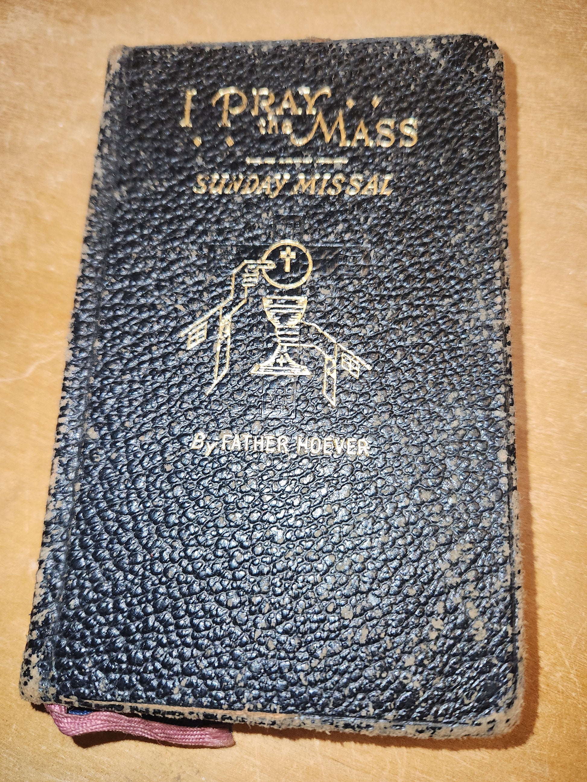 Vintage "I Pray The Mass" Sunday Missal by Father Hoever 1947 vb01