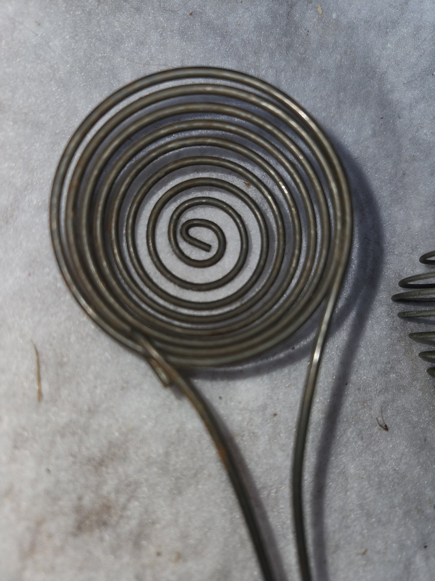 Vintage 2 piece kitchen metal wire coil beehive egg separator & wire coil whisk kit77