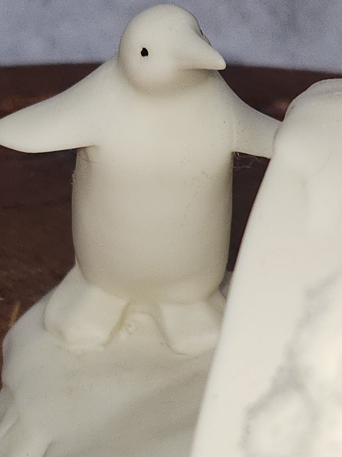 Vintage Deptartment 56 Snowbabies Polar Sign Penguin Tree 1991 CLEARANCE sb29