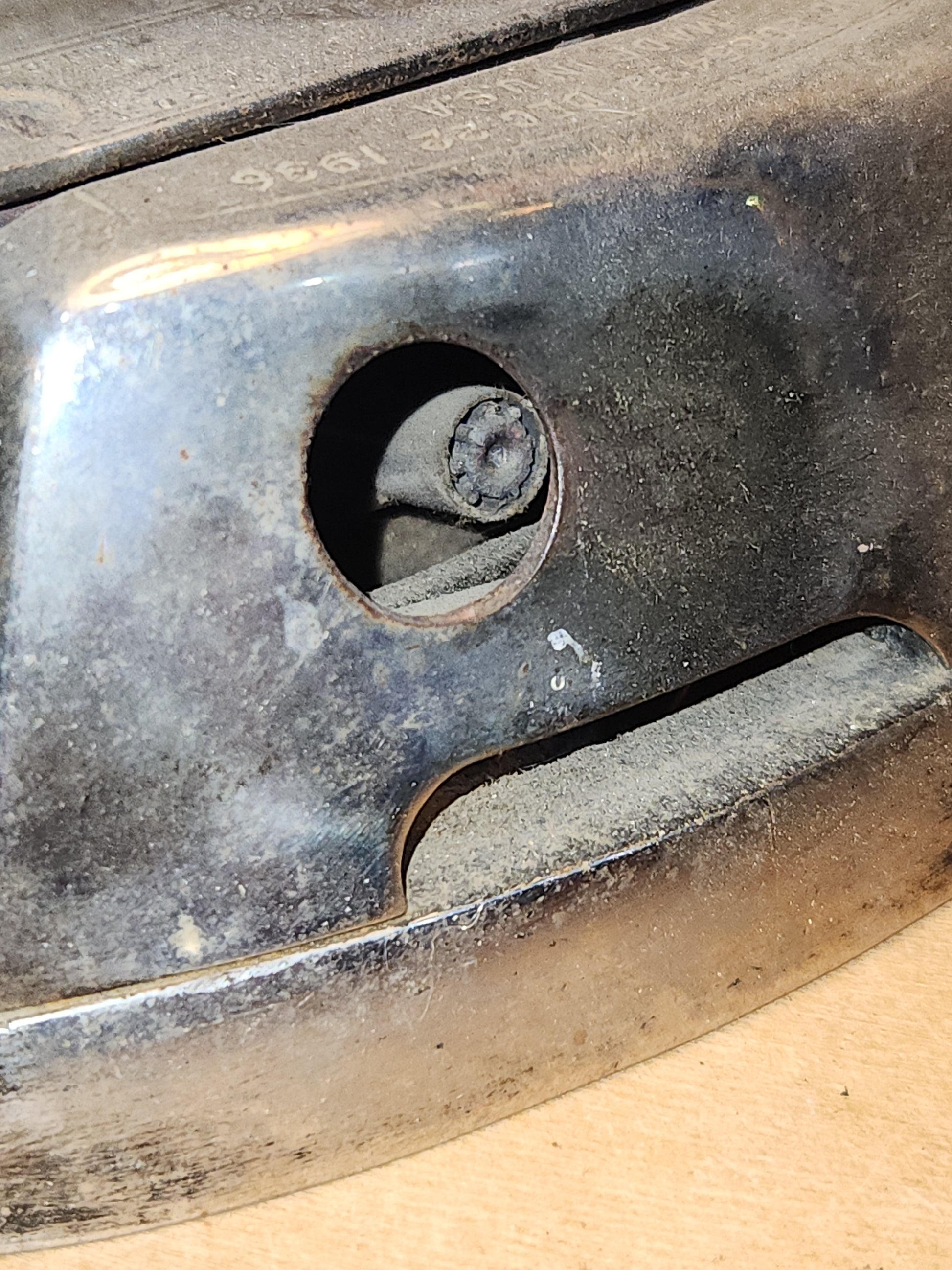 Vintage Gasoline Powered Diamon Sad Iron si5