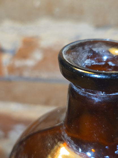 Vintage Medicine Bottles Amber Glass vmb03