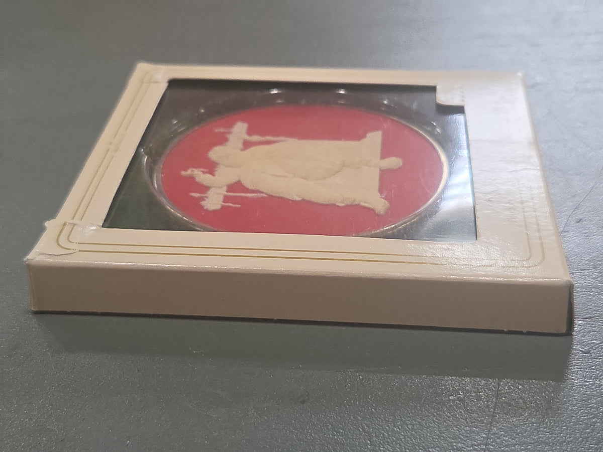 Vintage Hallmark Keepsake Norman Rockwell Cameo Ornament 3rd in Series 1982