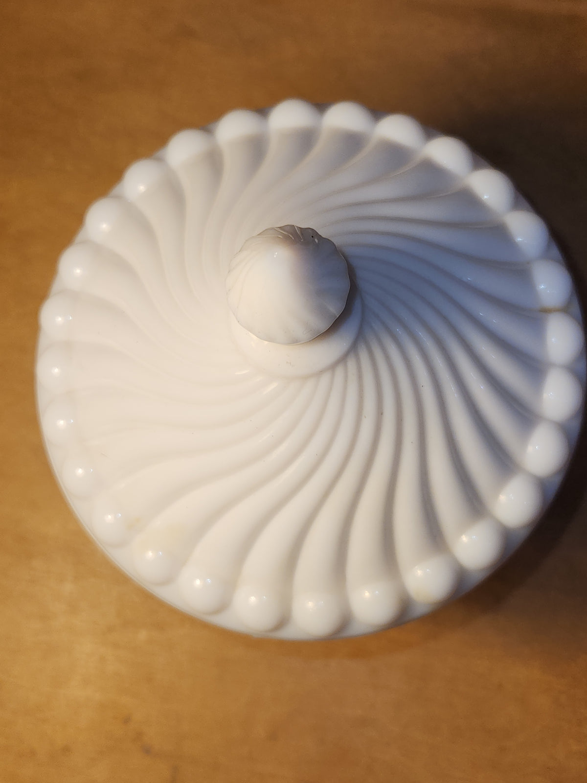 Vintage Westmoreland Milk Glass Lidded Candy Dish Swirl and Ball Pattern mg112