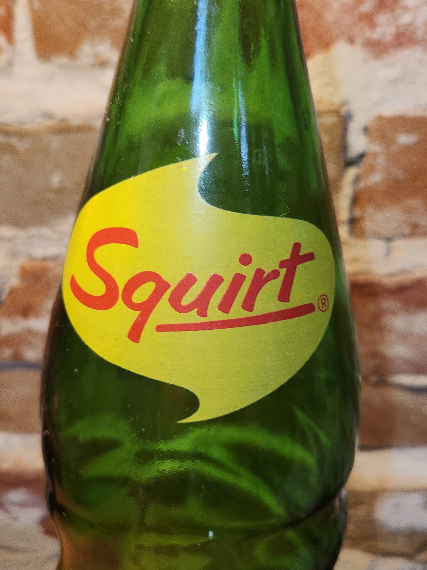 Vintage Soda Bottle Squirt Swirl Green Glass Large 1 Pint 12 oz