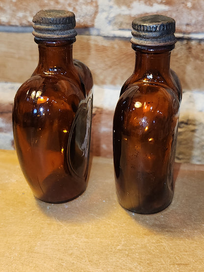 Vintage Liquor Bottles Paul Masson Rare Dry Sherry Heart Shaped Amber Glass Set of 2 vlb01