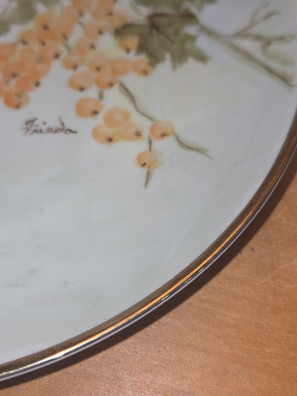 Porcelain Hand-Painted 7" Plate G7