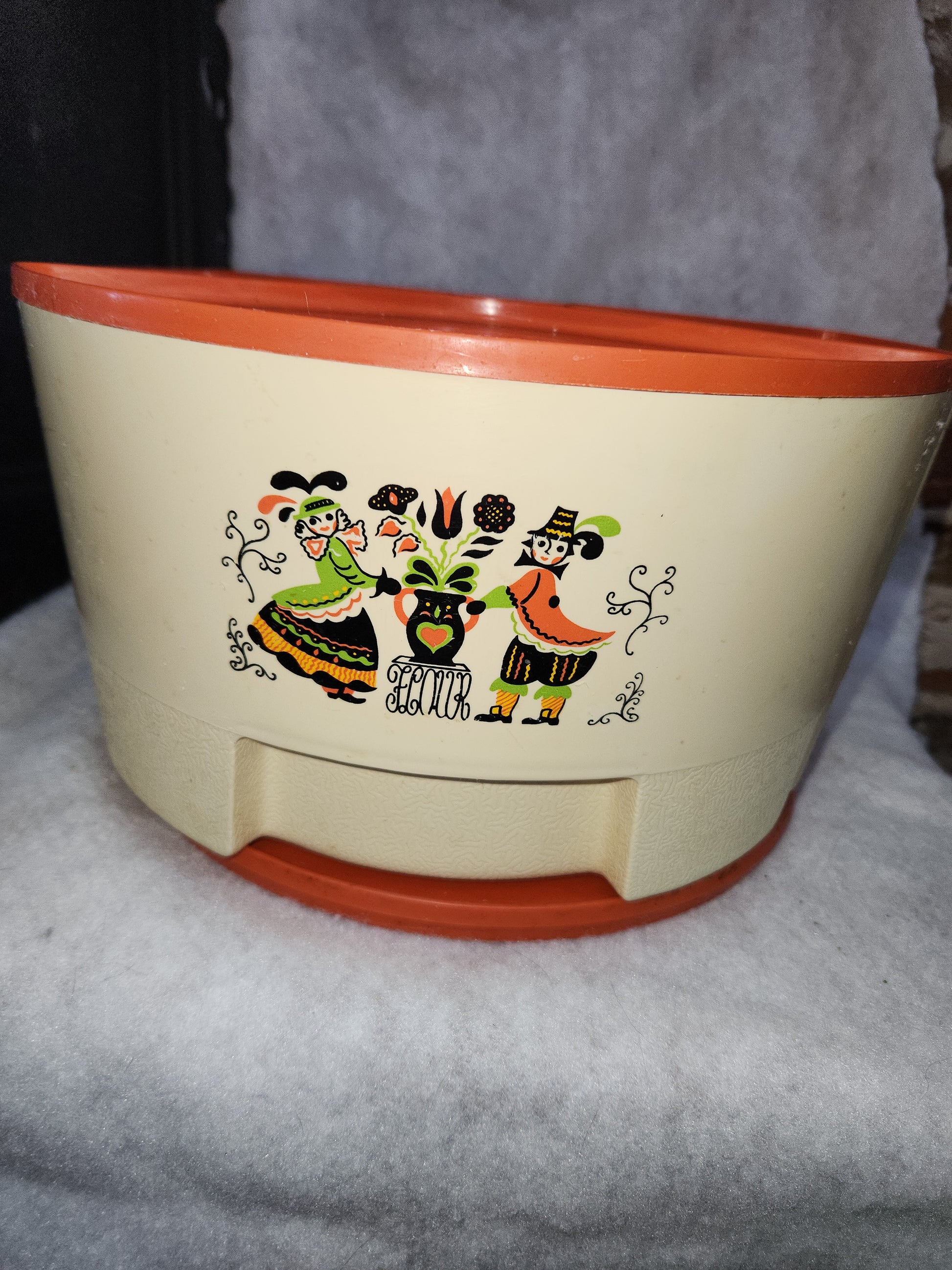 Vintage Sterilite Kitchen wedge Canister Set Flour Sugar Tea Coffee MCM mid-century can12