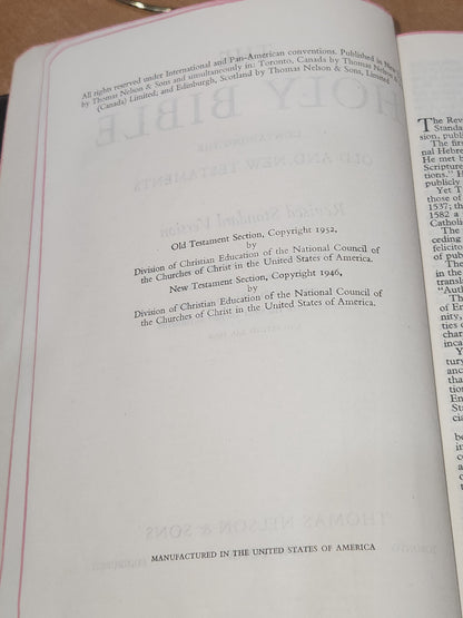 Vintage Hardcover Bible Thomas Nelson & Dons vb89