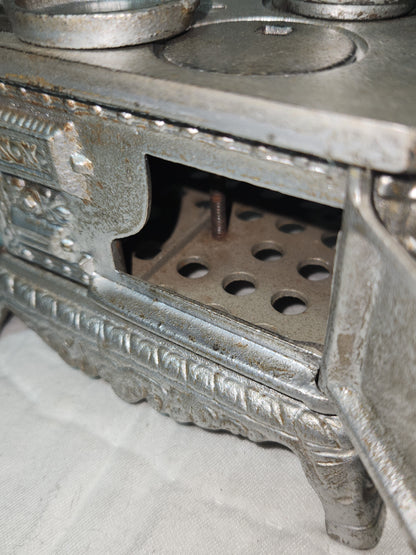 Antique Eagle Cast Iron Wood Burning Stove Salesmans Sample ci76