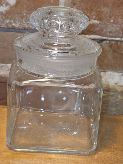 Anyique US Glass Dakota Clear Glass Square Container with Ground Polished Lid 4 1/2" sj4