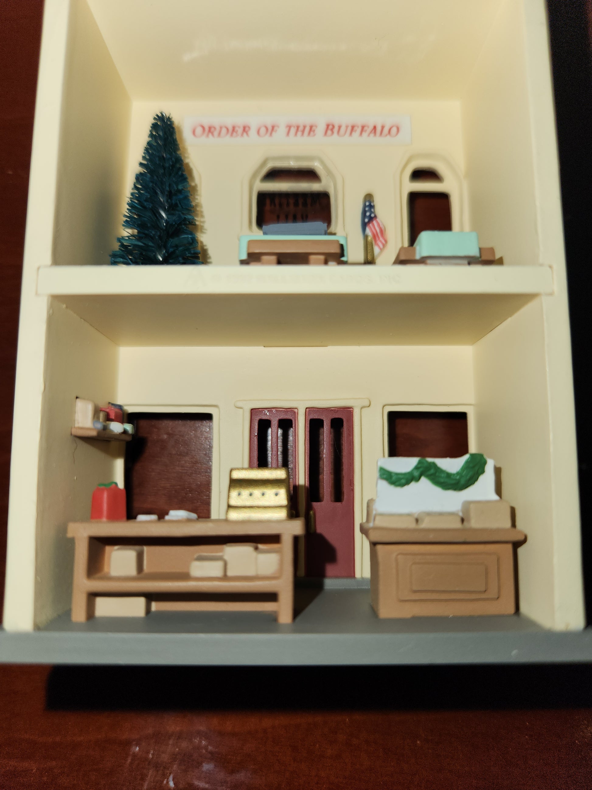 Hallmark five and ten store Nostalgic House & Shops hh1992