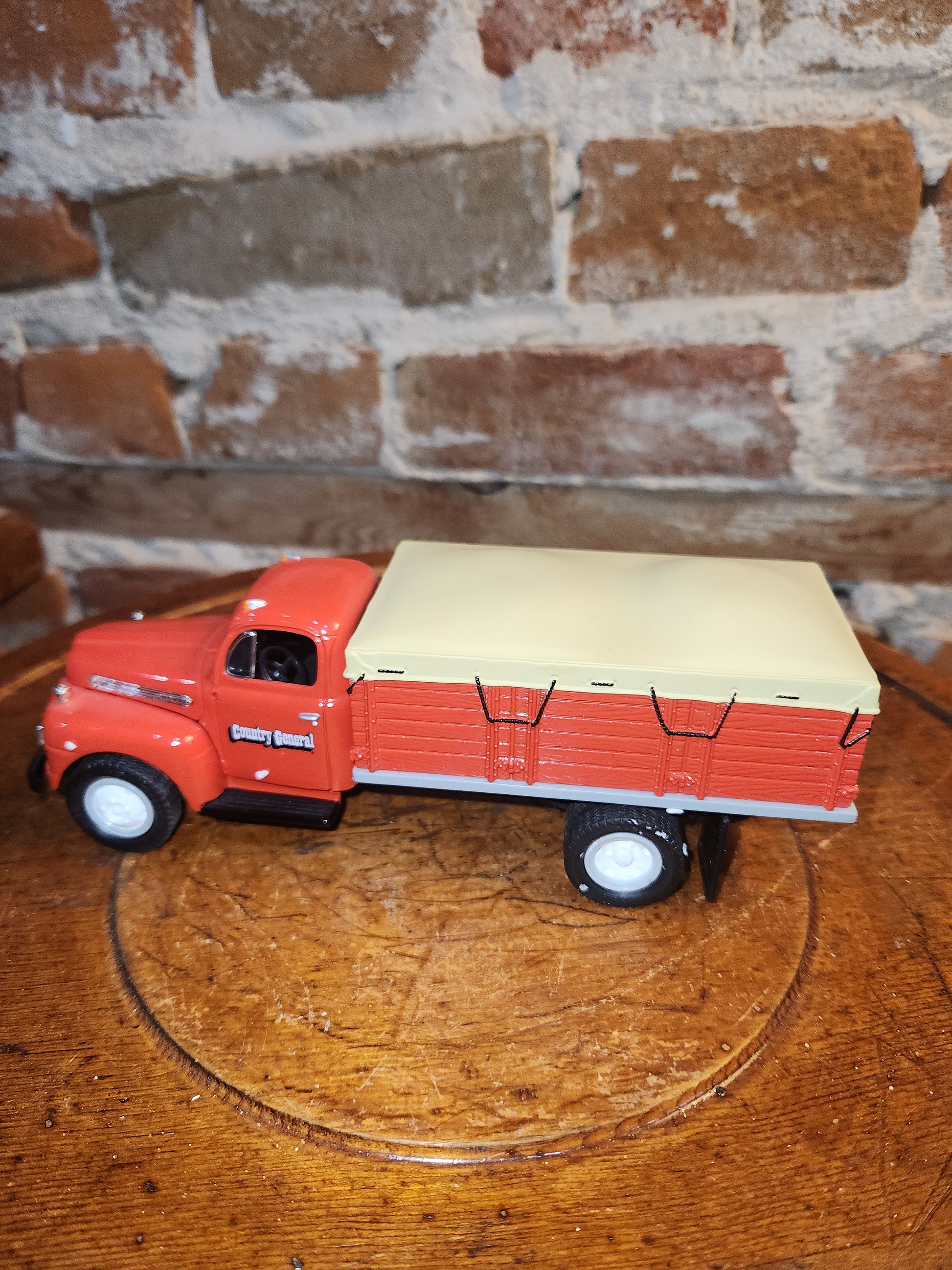 Vintage First Gear Inc. 1951 Ford F-6 Grain Box Country General 1992 car32
