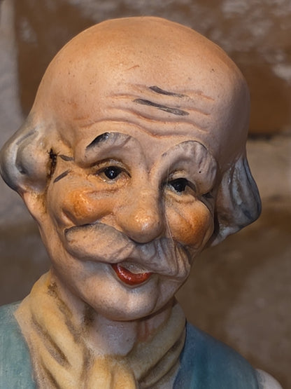Vintage UCGC Bisque Porcelain Old Man & Old Woman Figurine Taiwain Cabbage 2fi