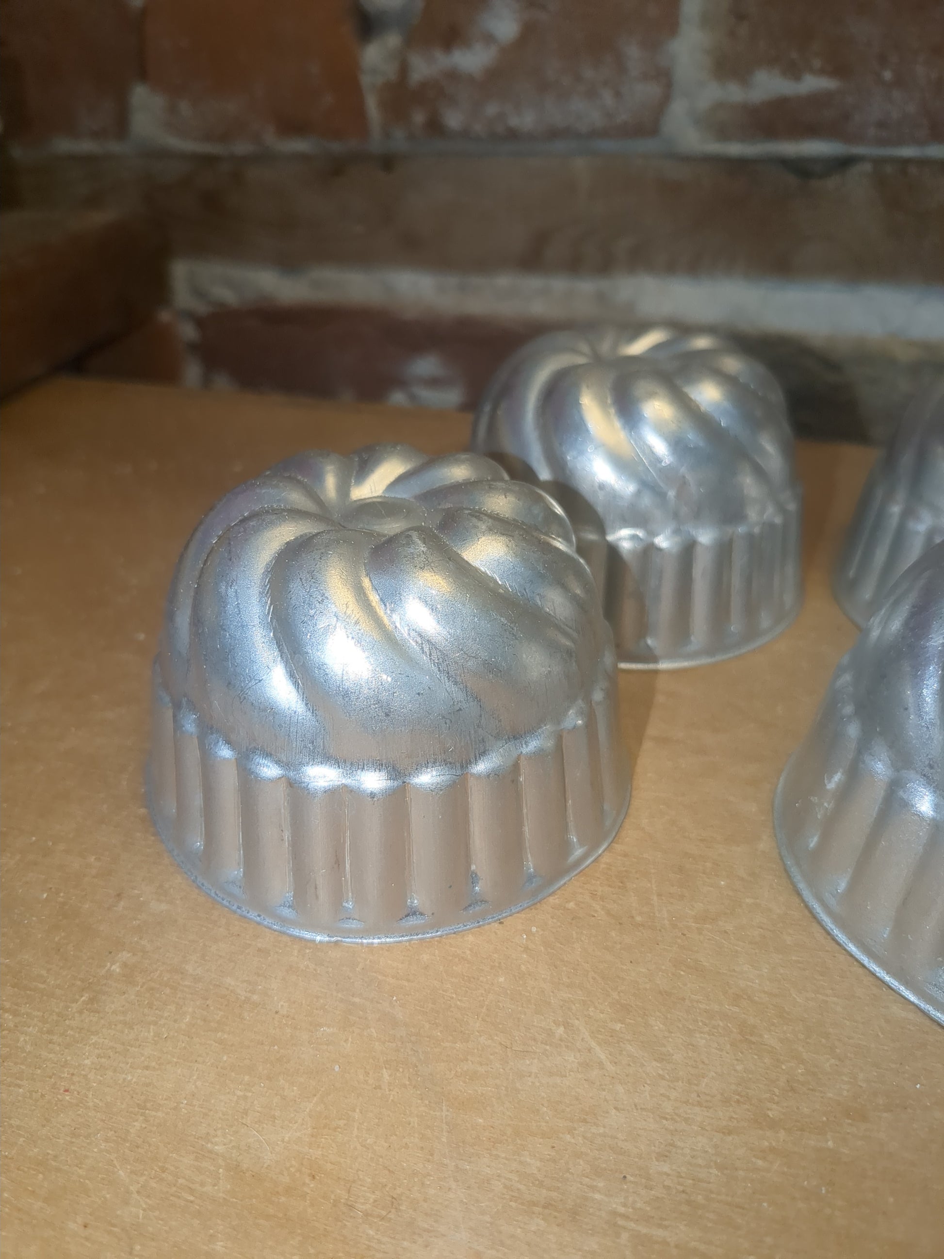 Vintage Aluminum Molds Jello Cake Tart Bundt 3" Diameter alu07