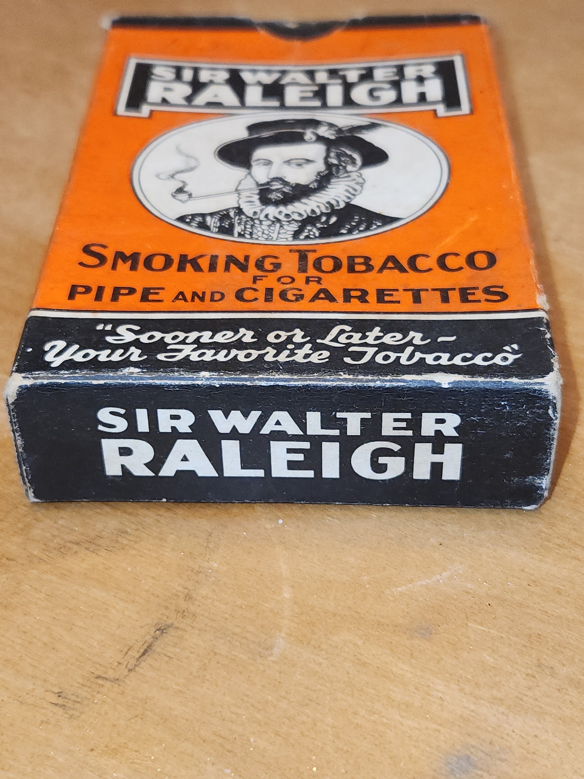 Vintage SIR Walter Raleigh Tobacco Packet Box Pack Pipe and Cigarettes Brown & Williamson Kentucky cig1