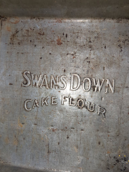 Vintage 1940s Swans Down Cake Flour Metal Square Pan, 8”x8” vk1
