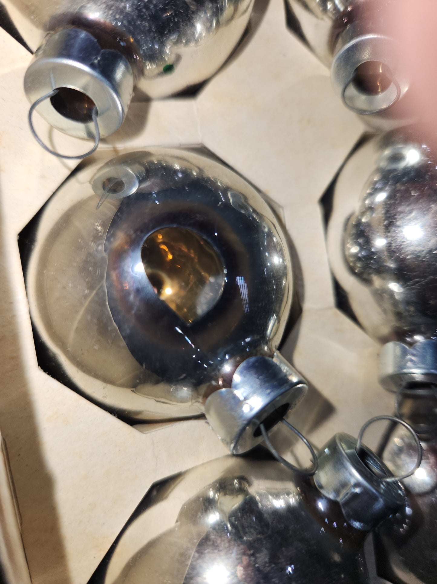 Vintage Pyramid Rauch Silver 2" ornaments AS IS bo69