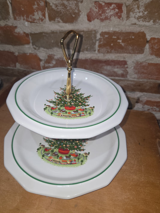 Vintage Pfaltzgraff Christmas Heritage 2-Tiered Tray tt81