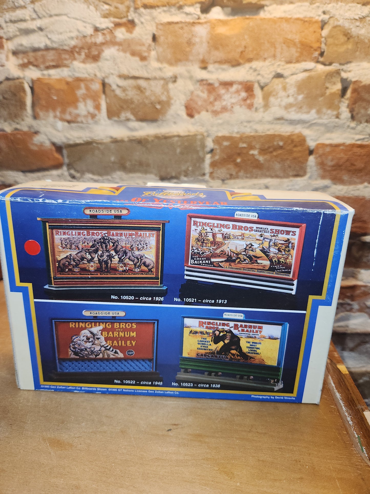 Vintage Lefton Roadside USA Billboards Ringling Brothers Barnum & Bailey #10520 1996 bb7