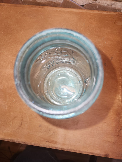 Vintage Ball Perfect Mason Blue Aqua Jar Number 10 with Zinc Lid 1910-1923 Logo jar89