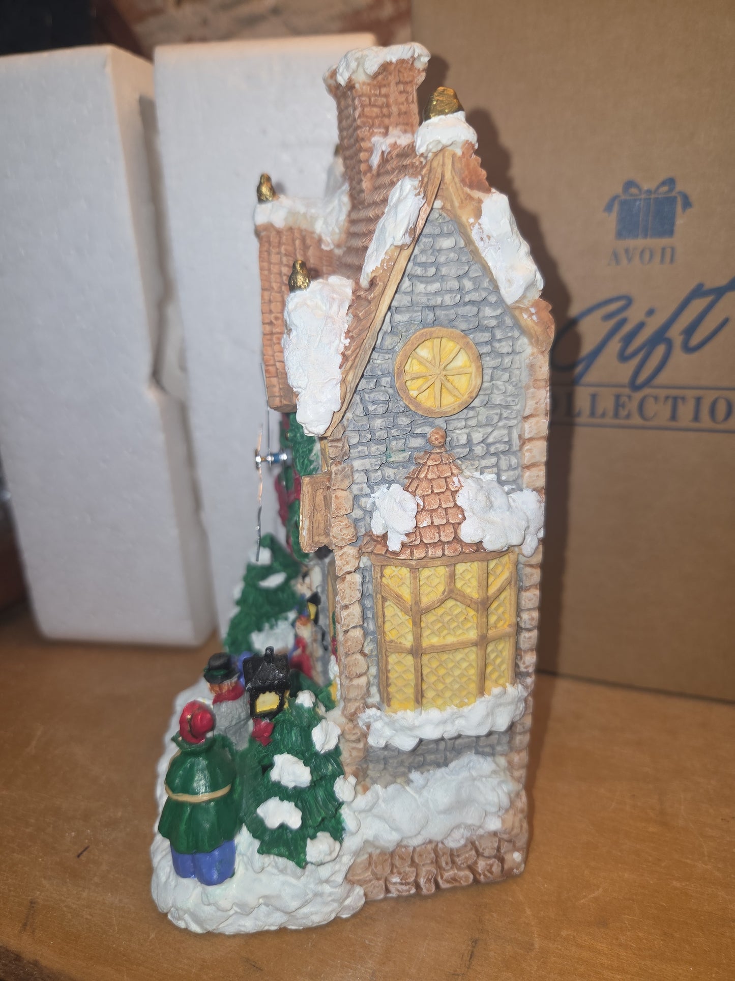 Vintage Avon Holiday Melody Clock in Box Works