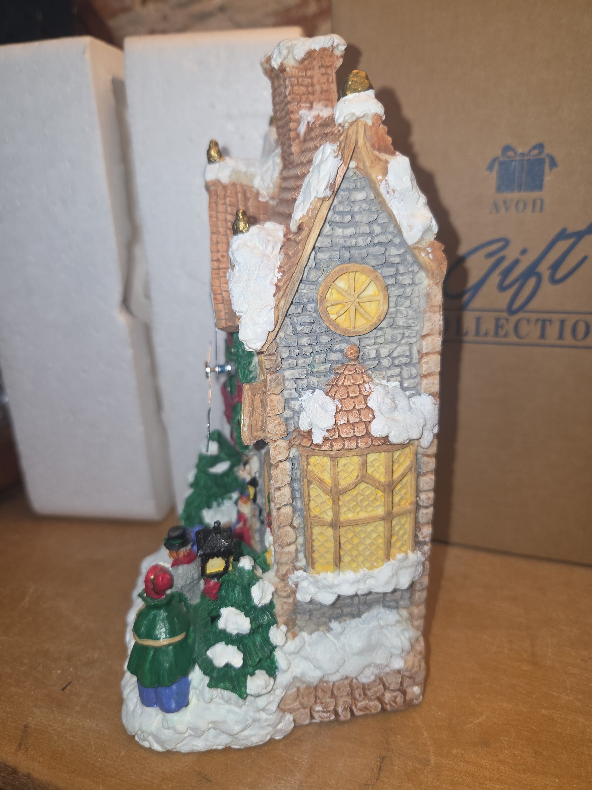 Vintage Avon Holiday Melody Clock in Box Works