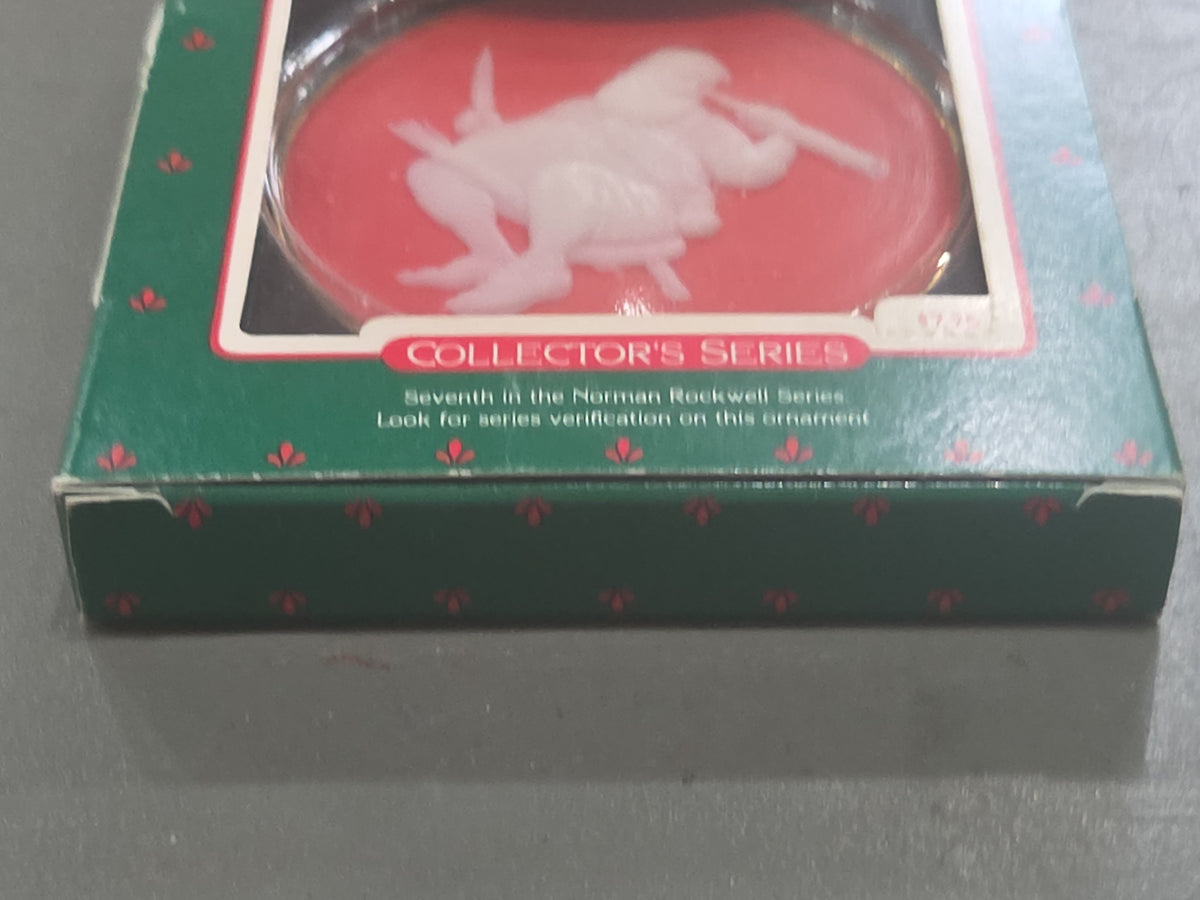 Vintage Hallmark Keepsake Norman Rockwell Cameo Ornament 7th in Series 1986