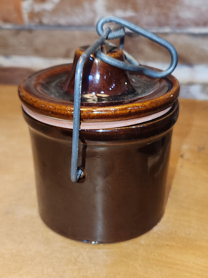Vintage Small Brown Butter Crock Stoneware Lid and Metal Bail pot53