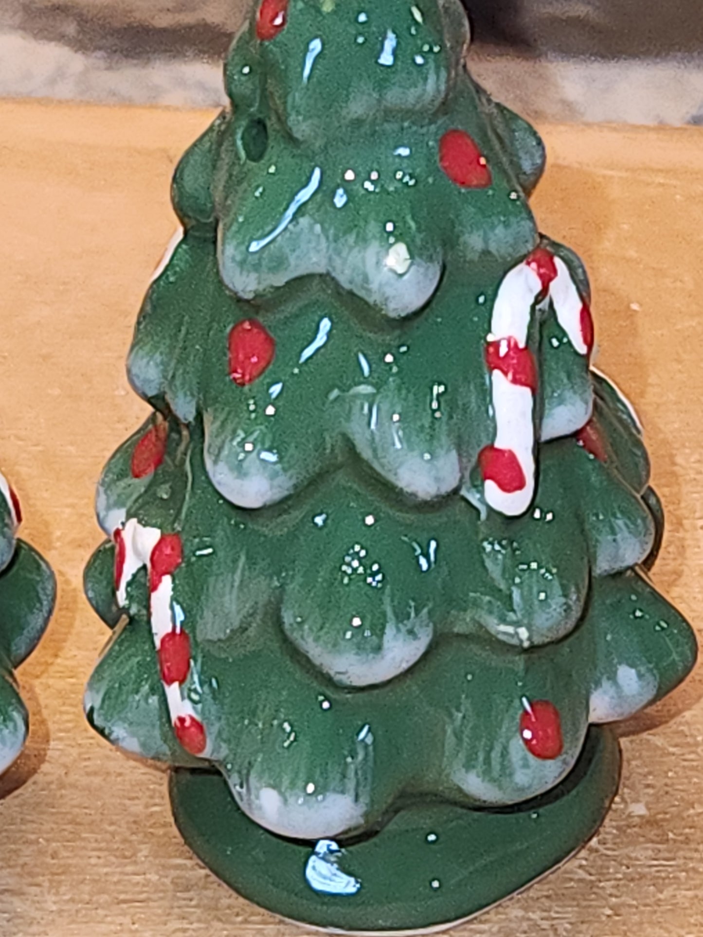 Salt and Pepper Shakers Christmas Trees Sp20