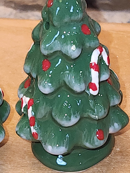 Salt and Pepper Shakers Christmas Trees Sp20
