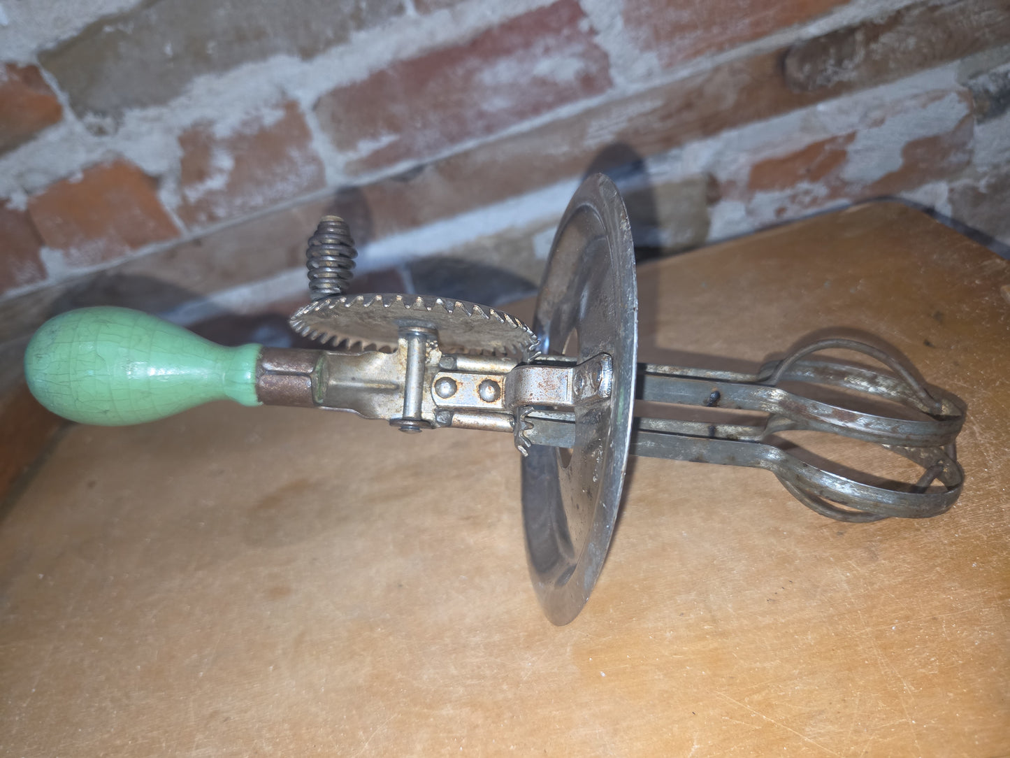 Vintage A & J  Hand Mixer Egg Beater Green Wood Handle kit601