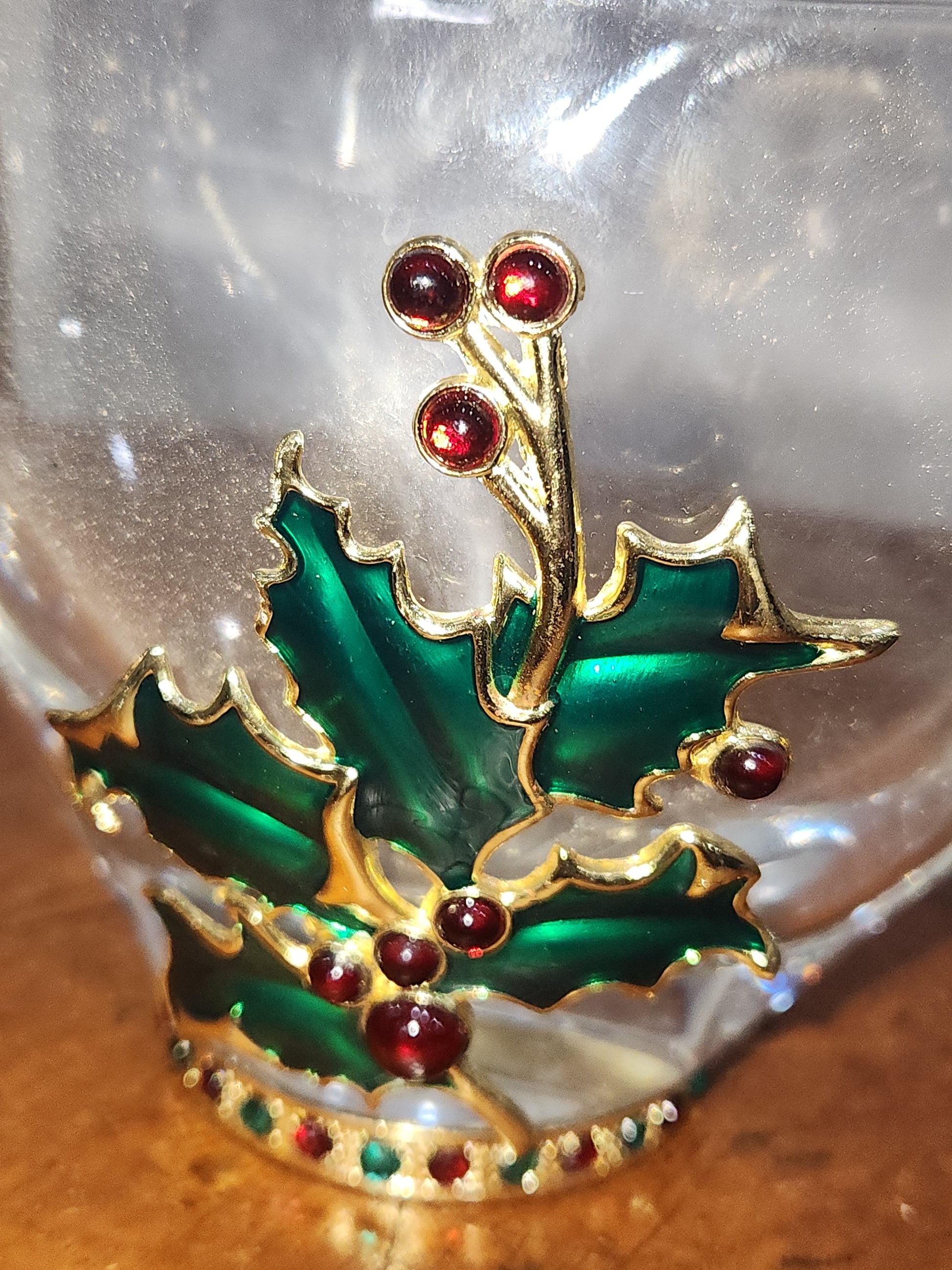 Fine Bohemian 24% Lead Crystal Vase with Jeweled Holly Leaf and Berries Czech Republic va3