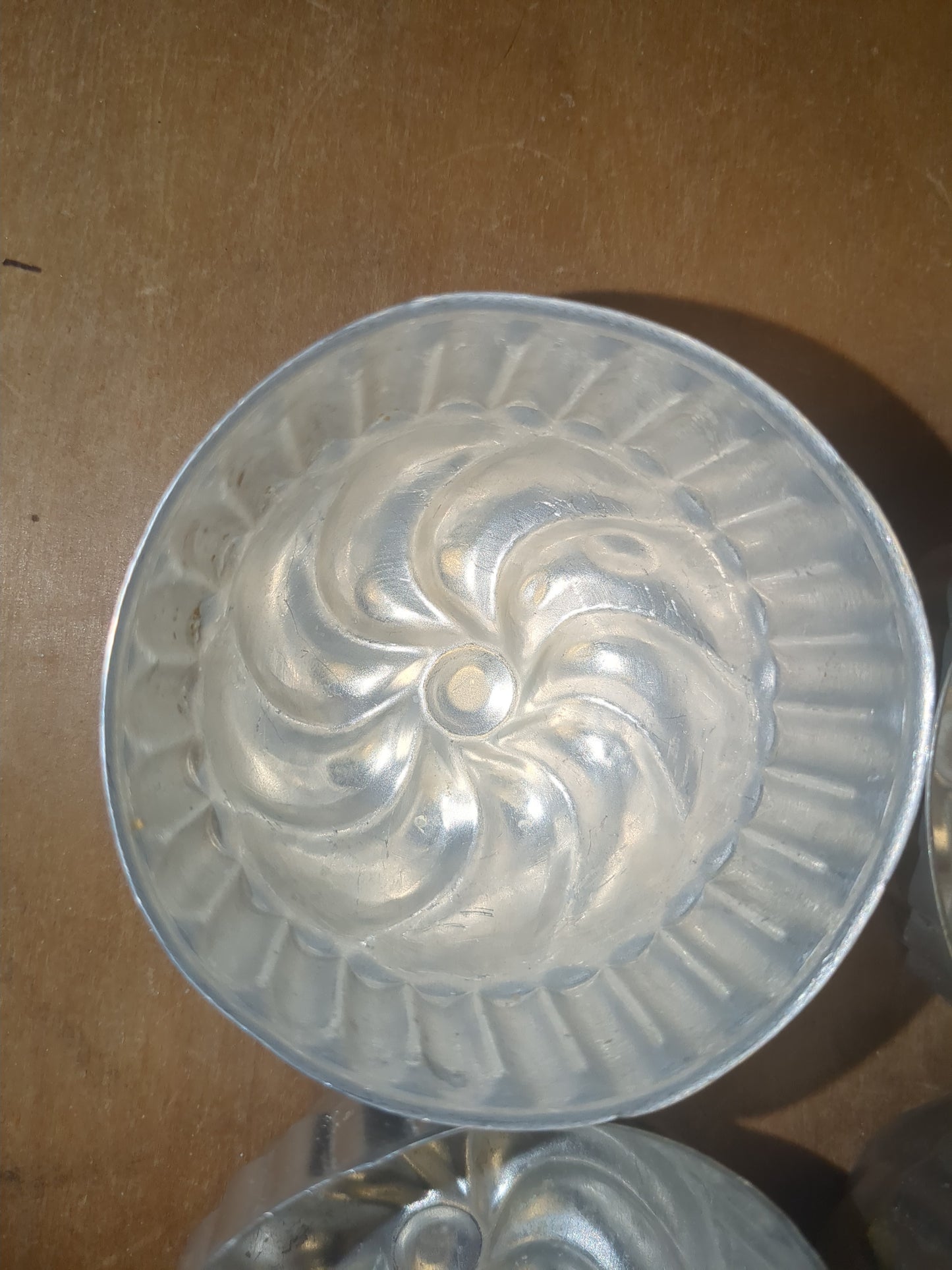Vintage Aluminum Molds Jello Cake Tart Bundt 3" Diameter alu07