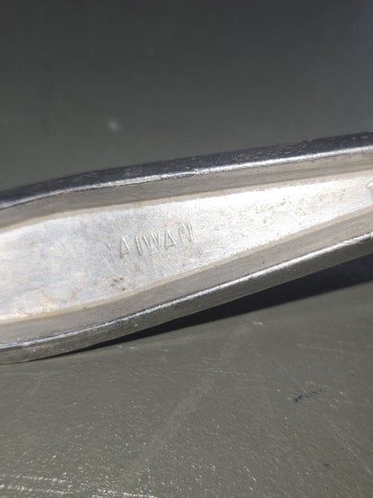 Vintage Metal Adjustable Wire Cutter Slicer w/ Roller Made in Taiwan ki66