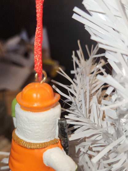 S'Mores Marshmallow Hunter Ornament mo10